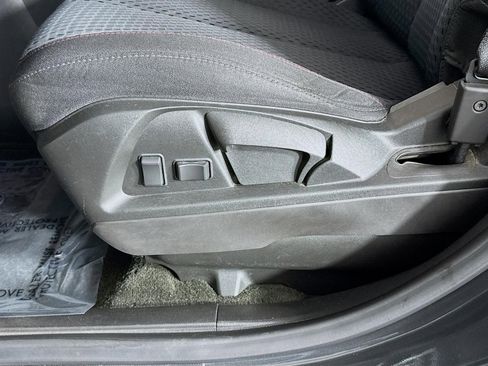 Used 2012 Chevrolet Equinox LS FWD image 17