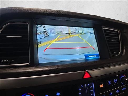 Used 2017 Genesis G80 3.8 w/ Option Group 03 image 25