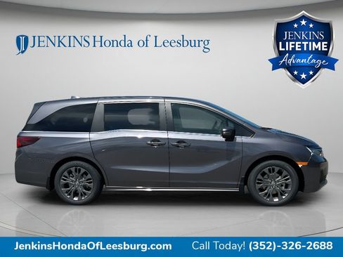 New 2027 Honda Odyssey Touring image 2