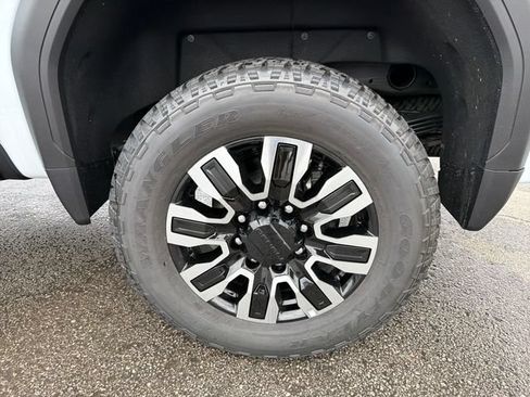 New 2026 GMC Sierra 2500 Denali Ultimate AWD/4WD image 26