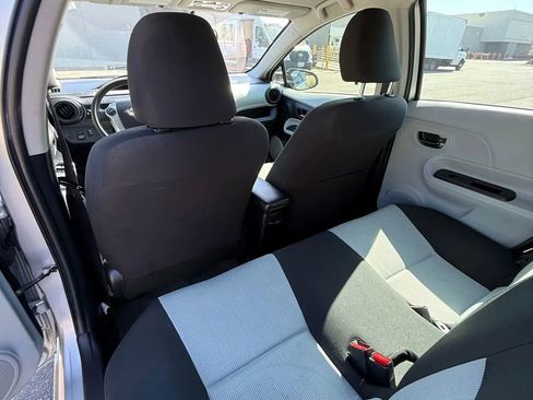 Used 2012 Toyota Prius C Two image 18