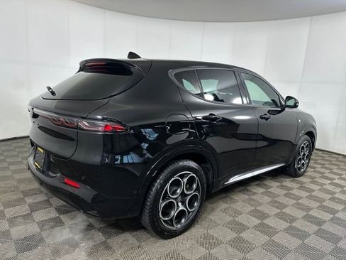 Used 2024 Alfa Romeo Tonale Ti w/ Active Assist Package AWD/4WD image 3
