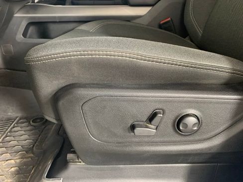 Used 2023 RAM 1500 Big Horn AWD/4WD image 19