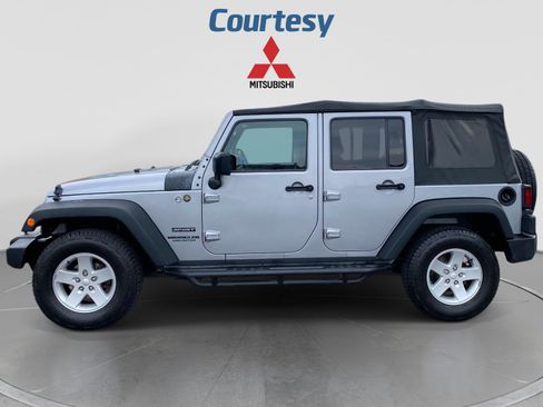 Used 2016 Jeep Wrangler Unlimited Sport w/ Quick Order Package 24S AWD/4WD image 2