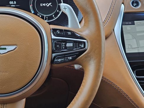 Used 2021 Aston Martin DBX Base image 29