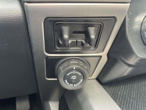 Used 2022 Ford F250 Platinum AWD/4WD image 20