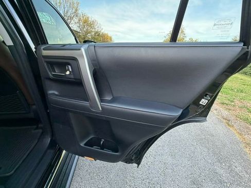 Used 2023 Toyota 4Runner Limited image 33