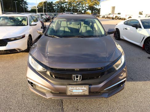 Used 2019 Honda Civic LX image 9