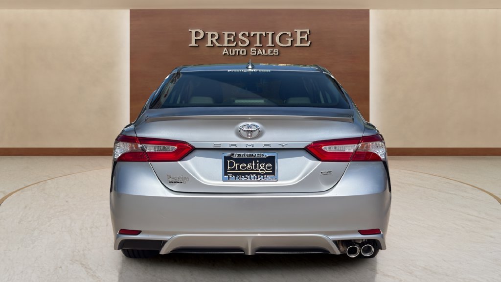 Used 2019 Toyota Camry SE FWD image 9