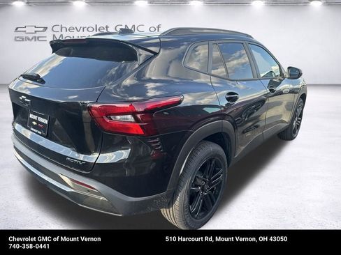 New 2026 Chevrolet Trax ACTIV w/ Driver Confidence Package FWD image 8
