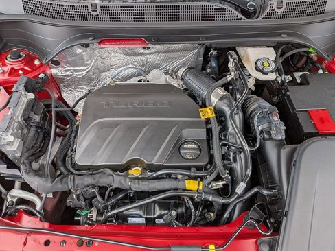 New 2026 Chevrolet Trax LT w/ Sunroof Package image 12