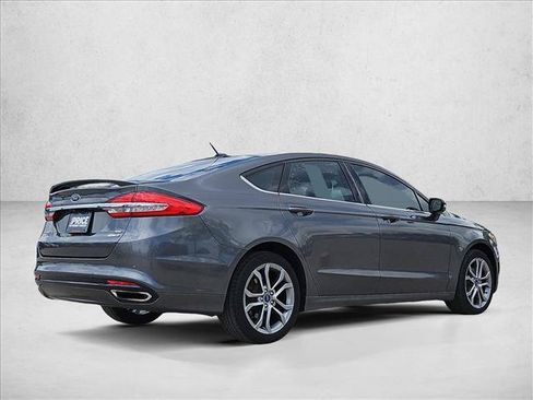 Used 2017 Ford Fusion SE w/ Equipment Group 201A AWD/4WD image 5