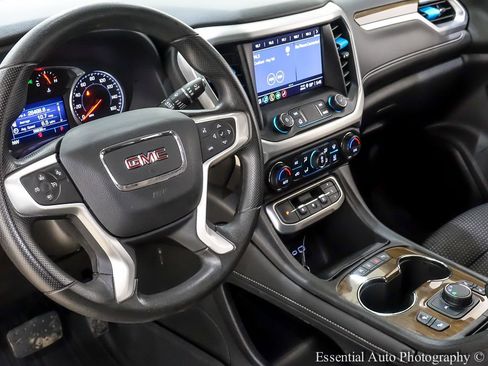 Used 2022 GMC Acadia SLE w/ Driver Convenience Package image 15