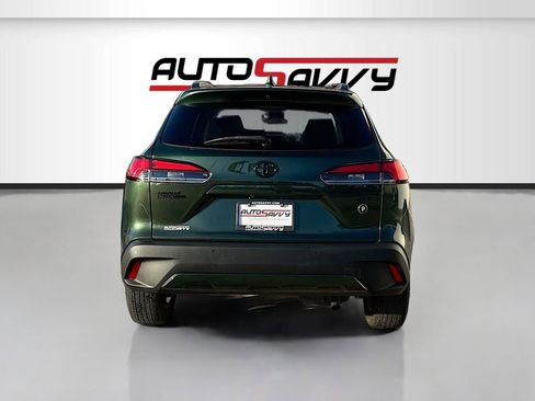 Used 2022 Toyota Corolla Cross XLE w/ Convenience Package image 6