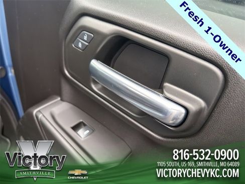 Used 2024 Chevrolet Silverado 1500 Custom image 16