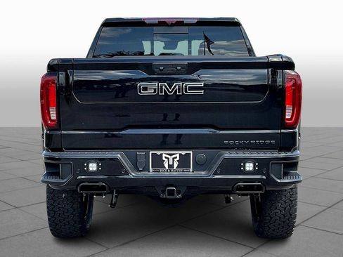 New 2025 GMC Sierra 1500 AT4 w/ AT4 Premium Package AWD/4WD image 4