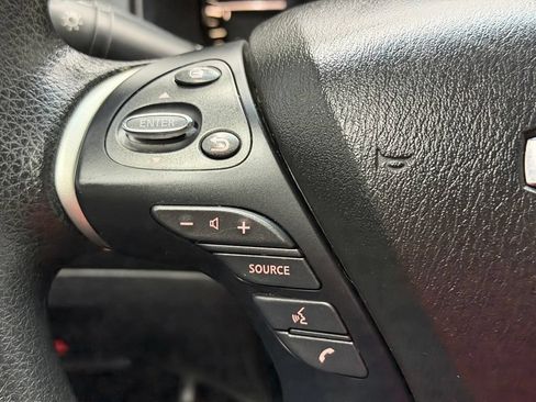 Used 2020 Nissan Pathfinder S AWD/4WD image 29