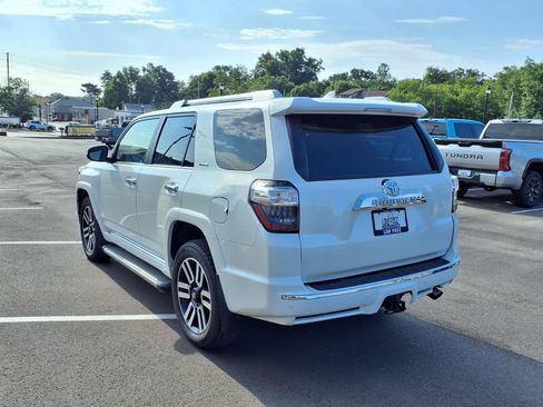 Used 2023 Toyota 4Runner Limited AWD/4WD image 28
