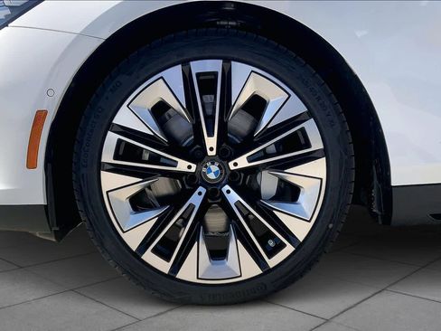 New 2026 BMW 530i image 11