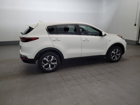 Used 2020 Kia Sportage LX AWD/4WD image 10