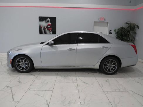 Used 2019 Cadillac CTS Luxury RWD image 6
