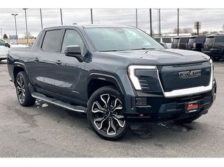 Used 2025 GMC Sierra EV Denali video 2