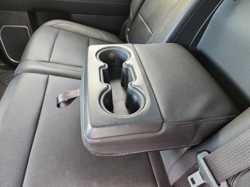 Used 2024 Chevrolet Silverado 2500 LTZ w/ LTZ Convenience Package image 14