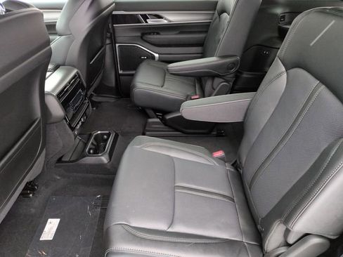 New 2026 Jeep Grand Wagoneer L Limited AWD/4WD image 25