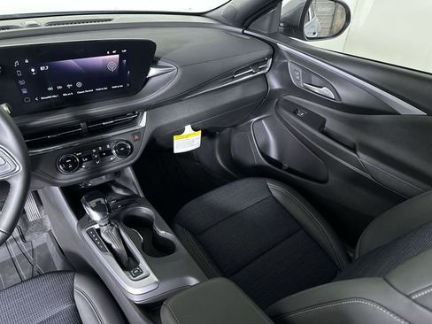 New 2026 Buick Envista Sport Touring w/ Convenience I Package FWD image 37