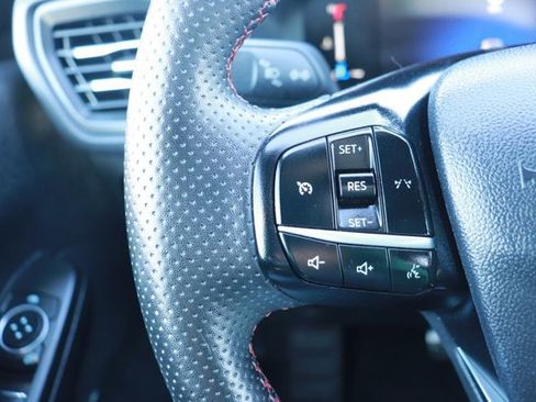 Used 2023 Ford Escape ST-Line image 17