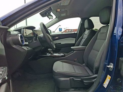 Used 2024 Chevrolet Trax LT w/ Driver Confidence Package FWD image 13