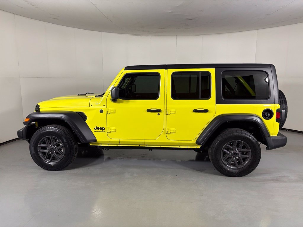 Used 2024 Jeep Wrangler Unlimited Sport AWD/4WD image 5