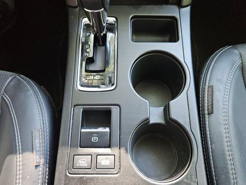 Used 2019 Subaru Outback 2.5i Limited AWD/4WD image 20
