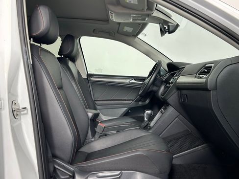 Used 2024 Volkswagen Tiguan Wolfsburg Edition FWD image 10