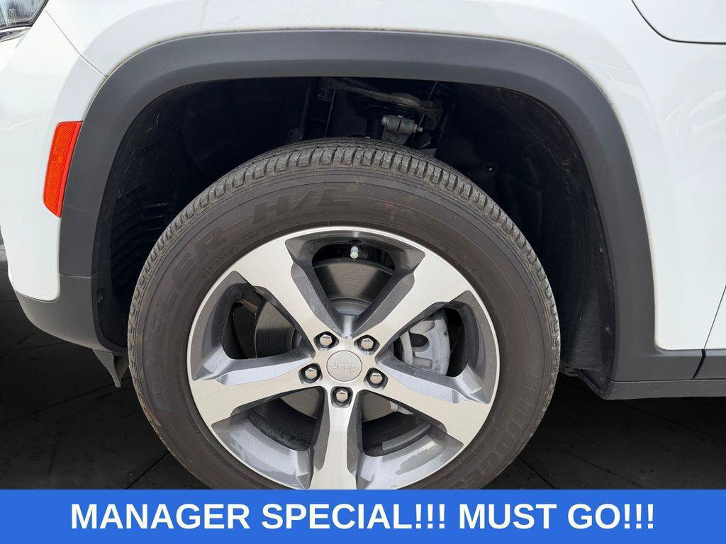 Used 2024 Jeep Grand Cherokee Limited 4xe AWD/4WD image 14