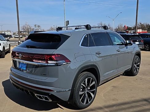 New 2026 Volkswagen Atlas Cross Sport SEL Premium R-Line AWD/4WD image 5