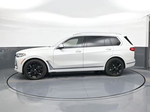 Used 2021 BMW X7 xDrive40i w/ Premium Package AWD/4WD image 4
