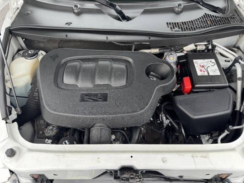 Used 2011 Chevrolet HHR LT w/ LT Preferred Equipment Group FWD image 12