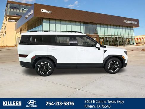 Used 2024 Hyundai Santa Fe SEL FWD image 9