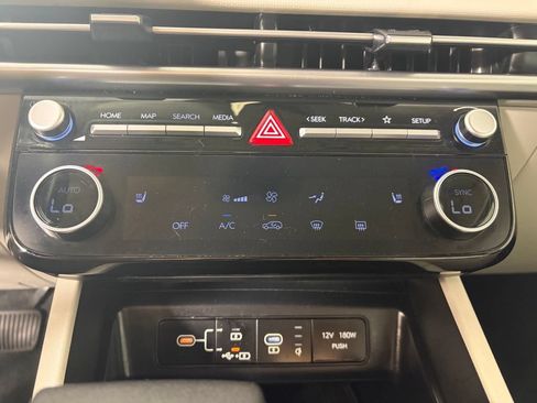 Used 2025 Hyundai Tucson SEL AWD/4WD image 7