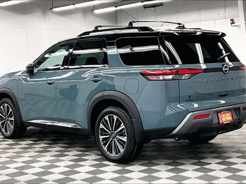 New 2026 Nissan Pathfinder Platinum w/ Lighting Package AWD/4WD image 4