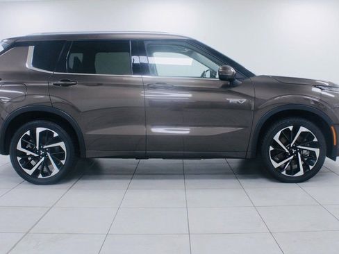 Used 2024 Mitsubishi Outlander SEL image 27