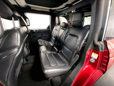 Used 2025 Ford Bronco Badlands AWD/4WD image 15