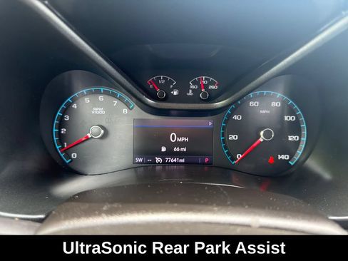Used 2020 Chevrolet Colorado LT w/ Safety Package RWD image 18