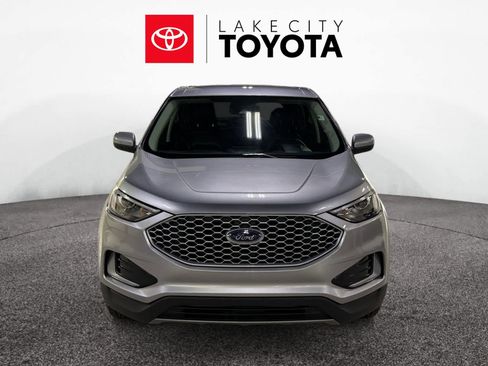 Used 2024 Ford Edge SEL image 11