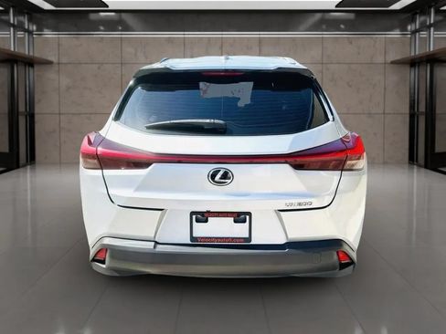 Used 2020 Lexus UX 200 w/ Accessory Package 2 FWD image 4