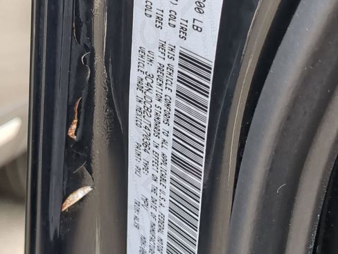 Certified 2018 Jeep Compass Limited AWD/4WD image 33