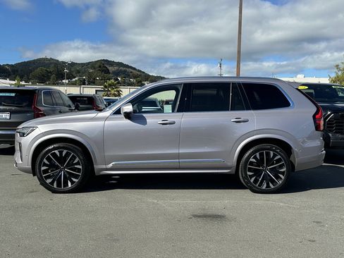 Certified 2026 Volvo XC90 B6 Plus w/ Protection Package Premier AWD/4WD image 6