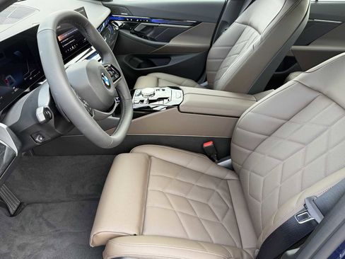 New 2026 BMW 530i xDrive w/ Executive Package image 10