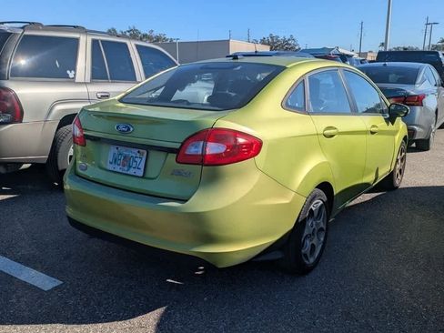 Used 2011 Ford Fiesta SEL image 3